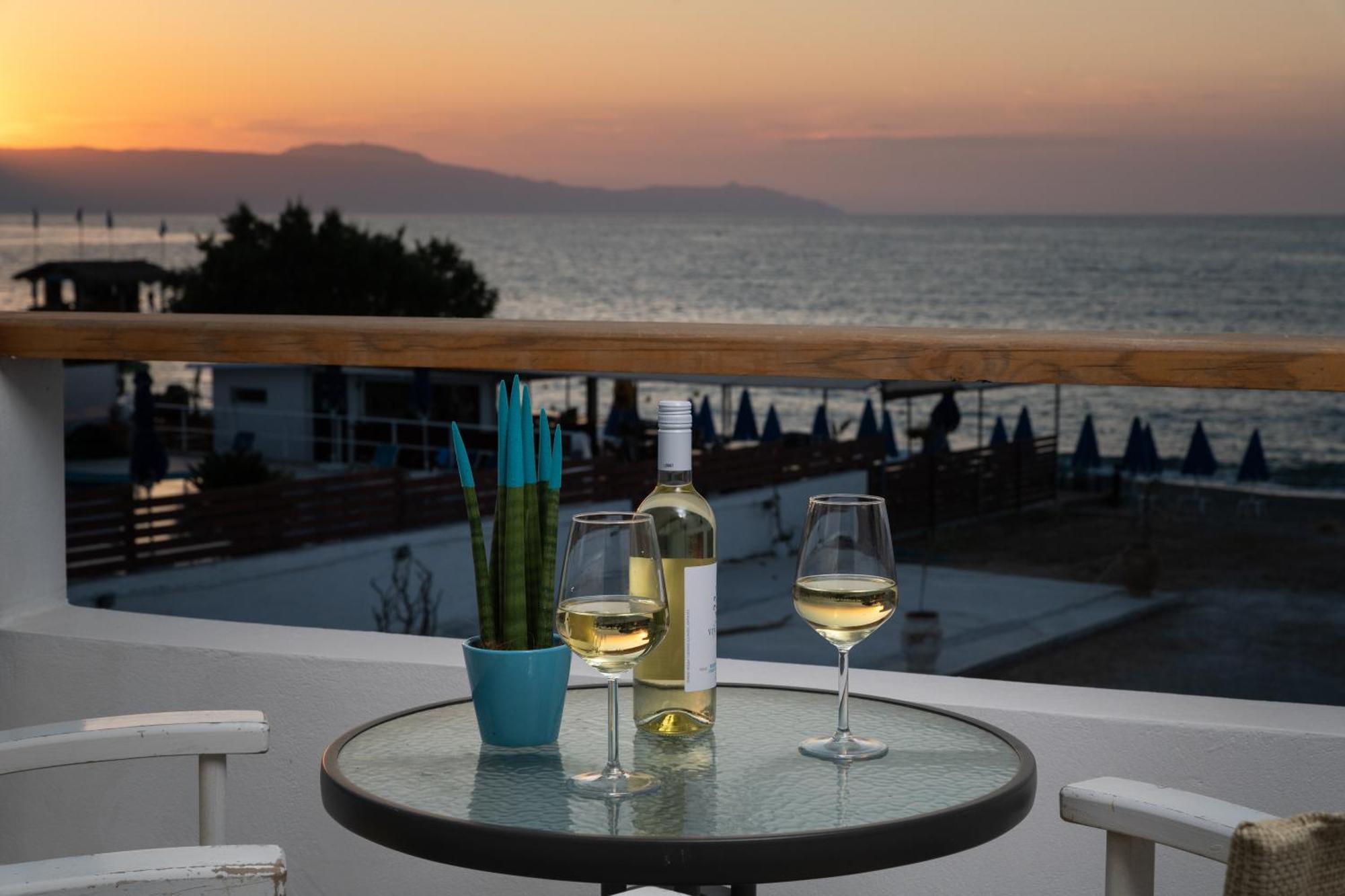 Island Concept Chania Agia Marina  Bagian luar foto